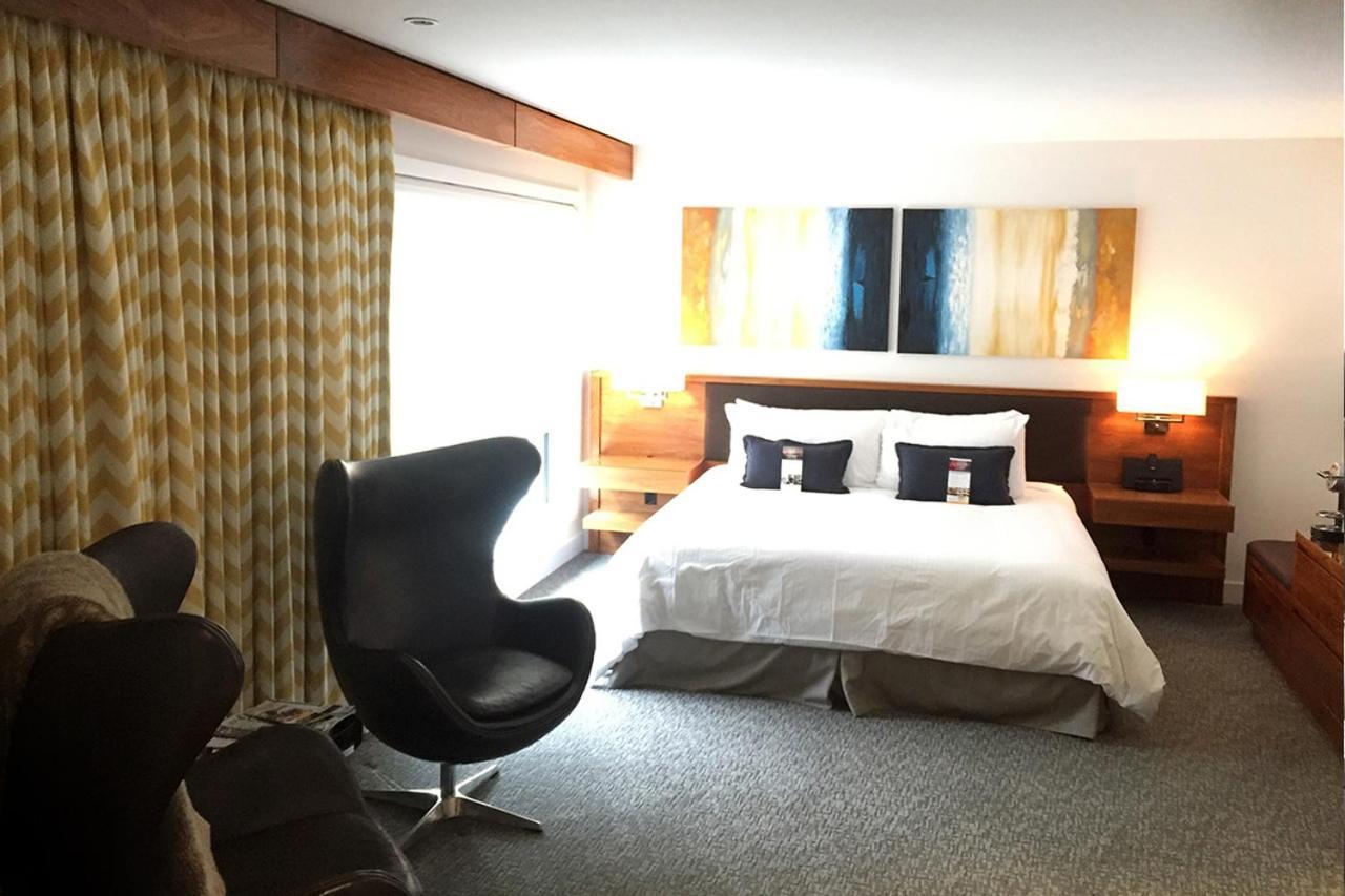 Qualicum Beach Inn Eksteriør billede