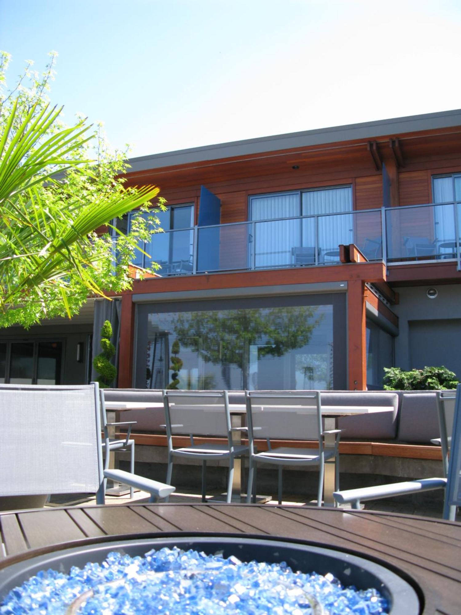Qualicum Beach Inn Eksteriør billede