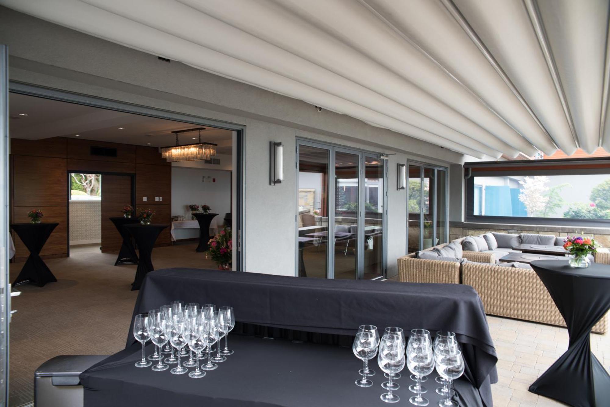 Qualicum Beach Inn Eksteriør billede