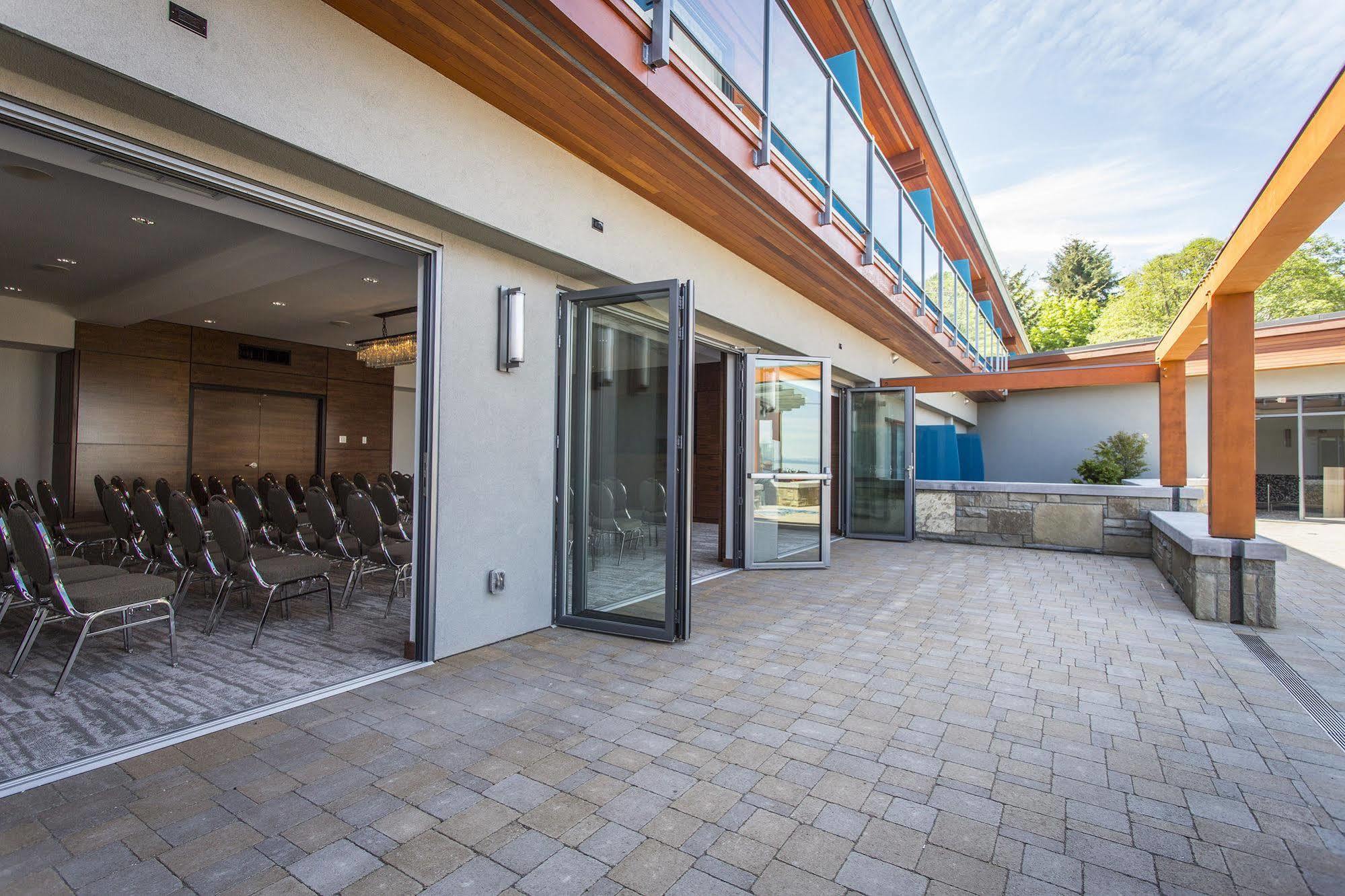 Qualicum Beach Inn Eksteriør billede